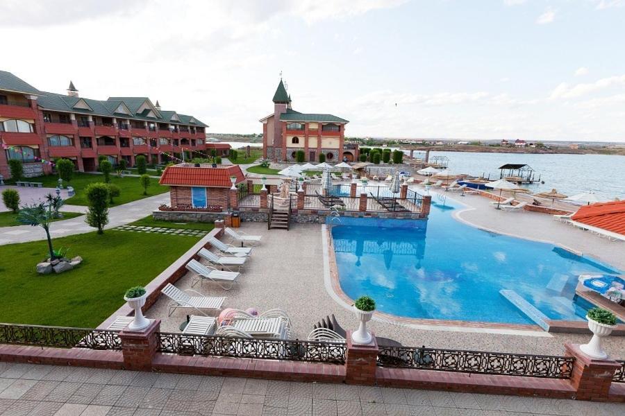 Morelux Boutique Hotel Kapszagaj Zewnętrze zdjęcie