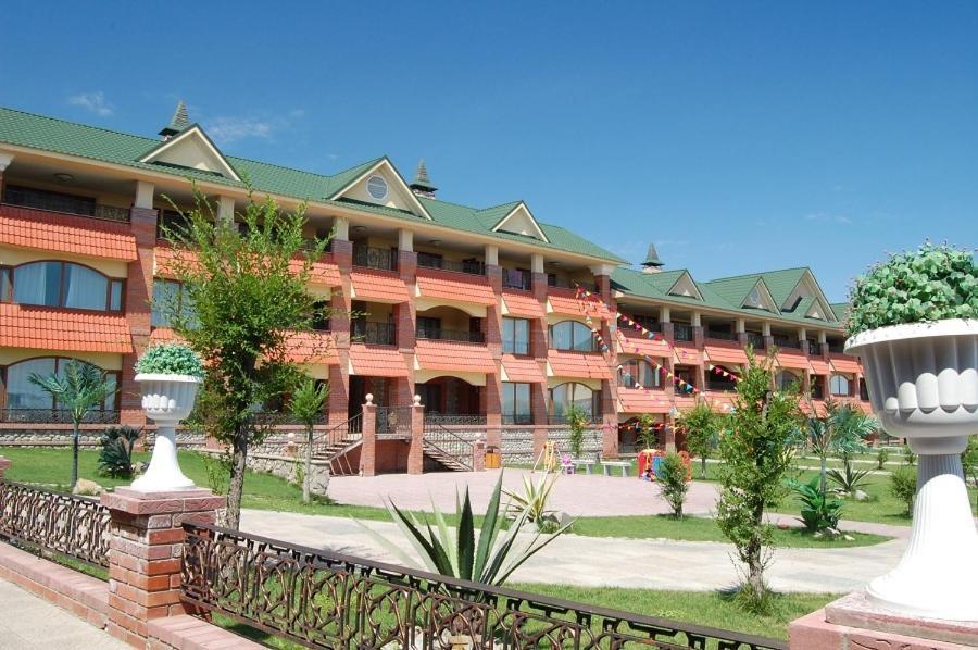 Morelux Boutique Hotel Kapszagaj Zewnętrze zdjęcie