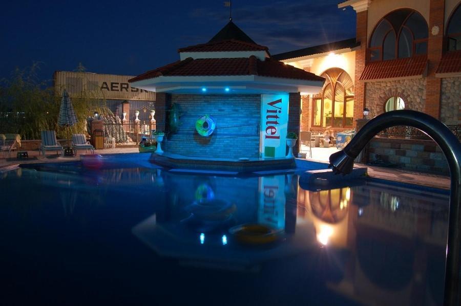 Morelux Boutique Hotel Kapszagaj Zewnętrze zdjęcie