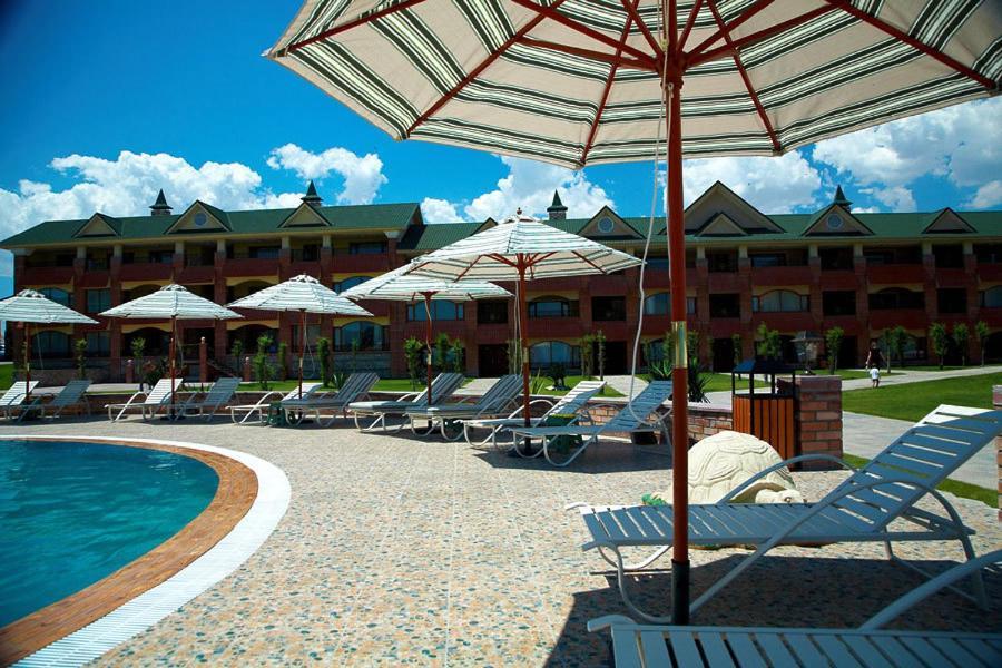 Morelux Boutique Hotel Kapszagaj Zewnętrze zdjęcie