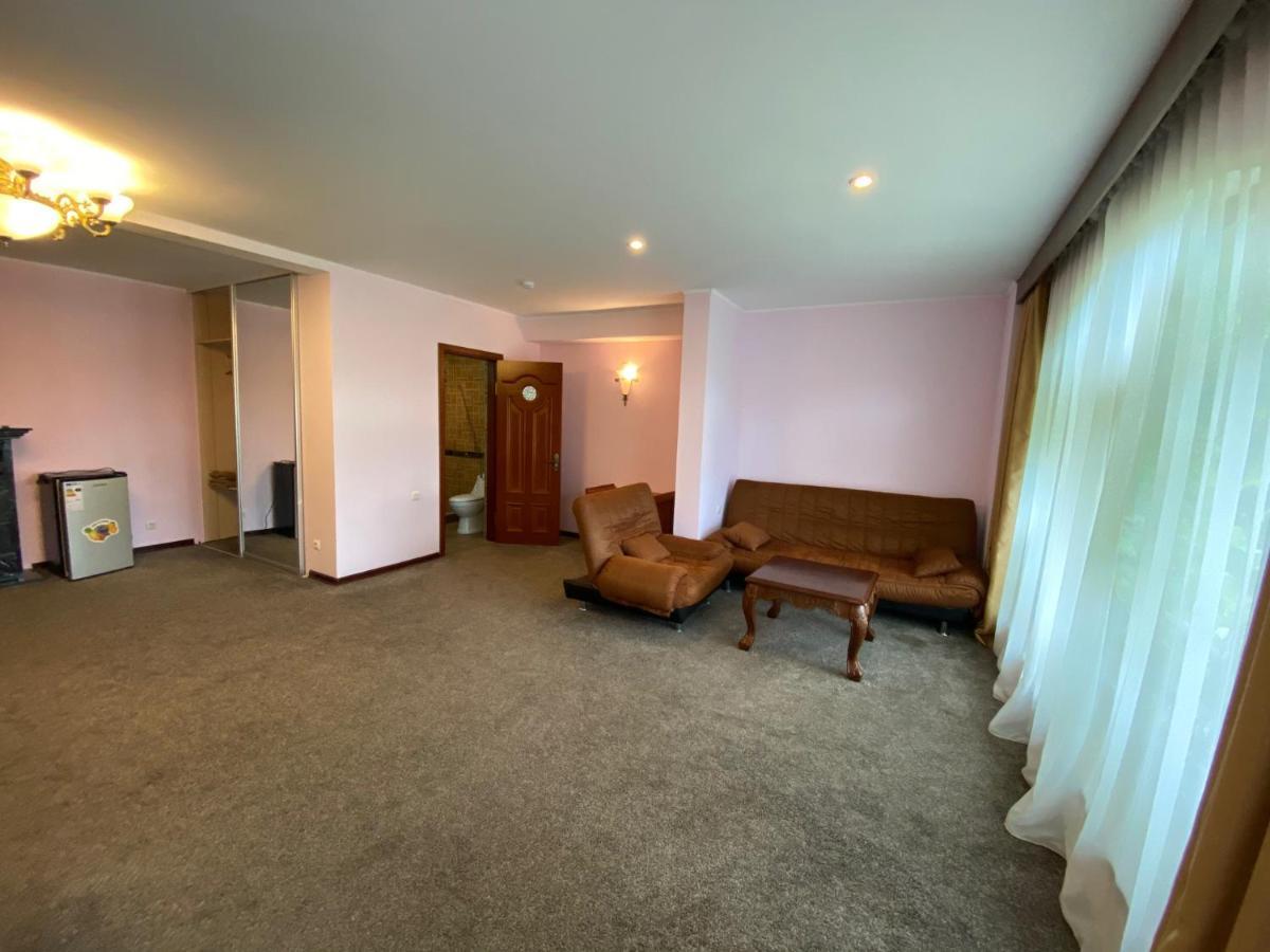 Morelux Boutique Hotel Kapszagaj Zewnętrze zdjęcie