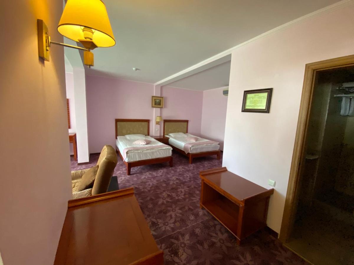 Morelux Boutique Hotel Kapszagaj Zewnętrze zdjęcie