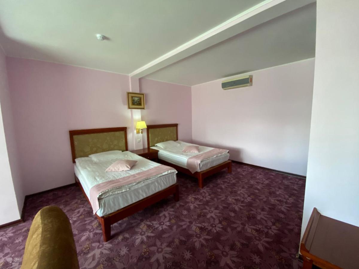 Morelux Boutique Hotel Kapszagaj Zewnętrze zdjęcie
