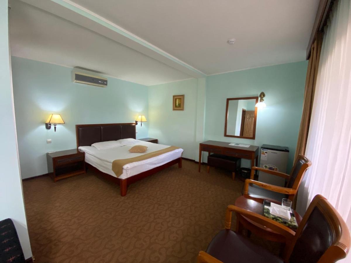 Morelux Boutique Hotel Kapszagaj Zewnętrze zdjęcie